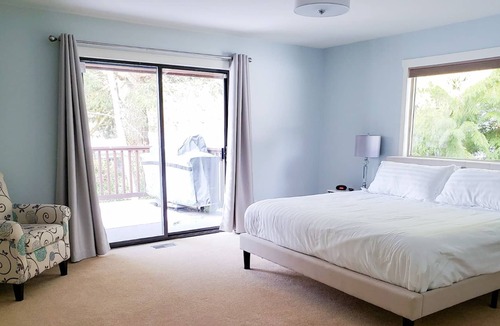 Port Alberni House | Pristine Waterfront - Private Luxury