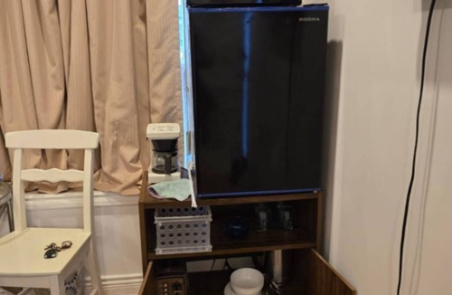 Killarney House | Private 1BR Guest Suite in East Vancouver