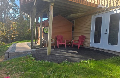 Cole Harbour House | Private and cozy basement suite in a quiet cul de sac
