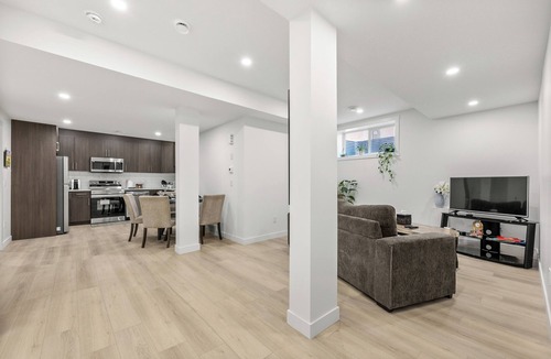 Chestermere House | Private Basement Suite Getaway