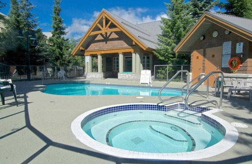 Village North House | Private + Cozy townhouse unit. FREE parking, Common pool & Hot tub. Walk across the street to Villag
