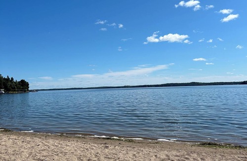 Isaacs Glen RV Rental | Private Eyes A cottage a resort a beach to remember forever