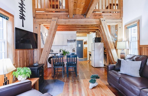 Ucluelet Cabin | Private Hot Tub - Covered ⎮ Oceanfront Cabin With Stunning Views! ⎮Sea Glass
