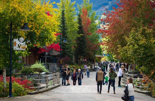 Whistler Village Condo | Private Hot Tub! Spacious condo view of mountains | full kitchen, free parking