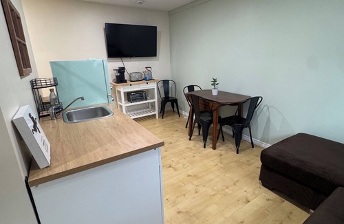 Kamloops House | Private House. Close to everything!