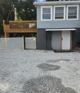 Taylors Apartment | Private&Modern cozy studio near GSP airport & BMW