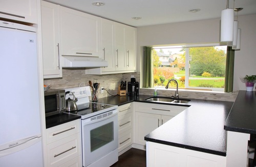 Sidney House | Private Patio, Walk to Beach, Gas F/P, Pet Friendly