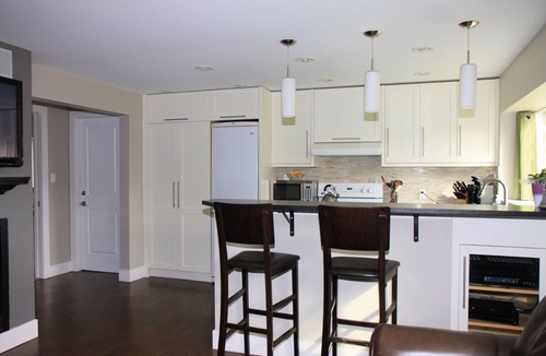 Sidney House | Private Patio, Walk to Beach, Gas F/P, Pet Friendly