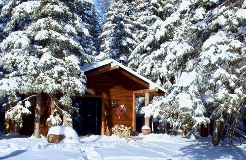 Waiparous Village Cabin | Private Romantic Retreat in our Cozy Rustic Cabin