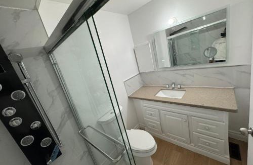 Malton House | Private Room Near Airport D12