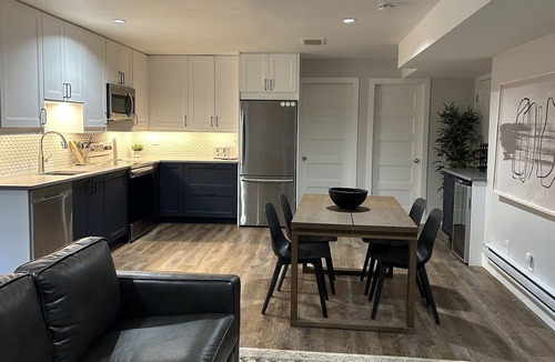 Douglas Apartment | Private Upscale Suite in Summerfield. AM/PM bar. Pet friendly.