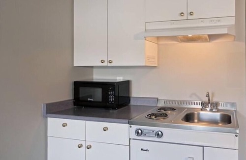 Port Hardy Hotel | Quarterdeck Inn Port Hardy