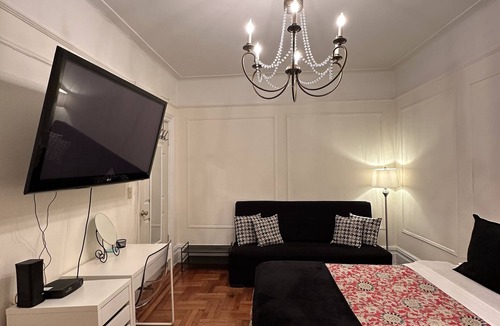 Queens Apartment | Quarto Acolhedor em LIC à 10 Minutos de Manhattan!