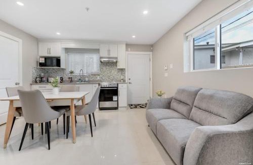 Killarney House | Quiet 2BR Suits in Vancouver with Private Entry