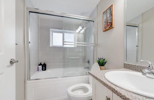Killarney House | Quiet 2BR Suits in Vancouver with Private Entry