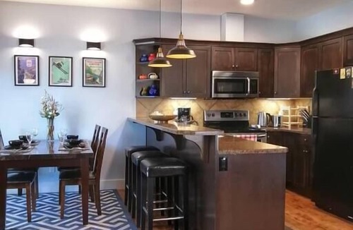 Radium Hot Springs Apartment | Radiant & Spacious 2Bath Condo