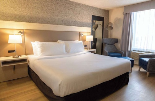 Fort St. John Hotel | Radisson Hotel Fort St. John
