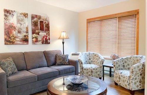 Radium Hot Springs Apartment | Radium Villas