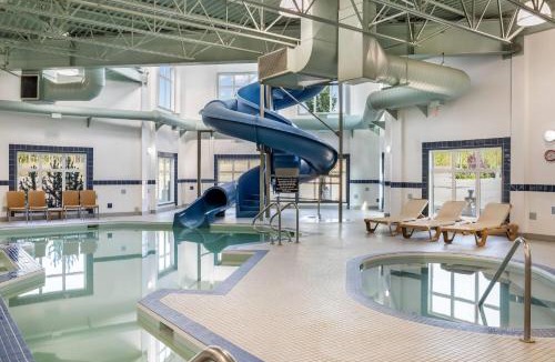 Lac La Biche Hotel | Ramada by Wyndham Lac La Biche