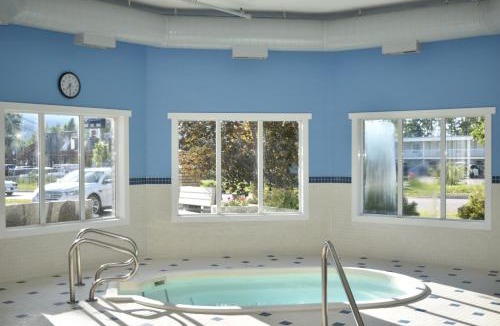 Golden Hotel | Ramada Golden