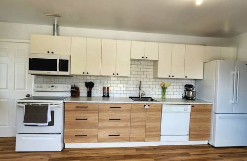 Saint John Apartment | Randolph Island! Minutes to the beach!