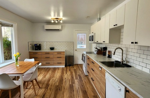 Saint John Apartment | Randolph Island! Minutes to the beach!