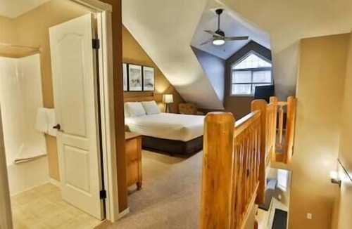 Fernie Condo | Recently Updated 3 level Riverside Condo