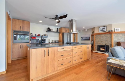 Cape Breton Island House | Redbird Lakehouse Suite