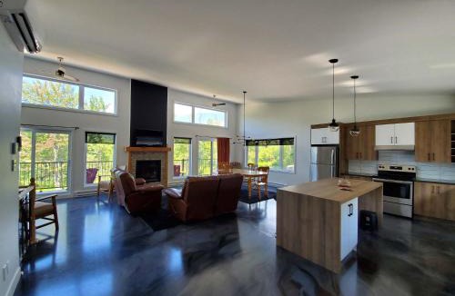 Chateau-Richer Ski Chalet | Relaxation & Comfort - Chalet Sault a la Puce