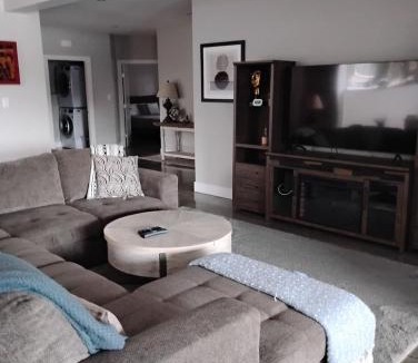 Juan de Fuca Electoral Area Apartment | Relaxing Waterfront Haven