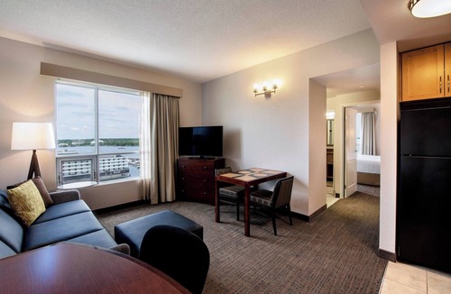 Kingston Hotel | Residence Inn by Marriott Kingston Water's Edge