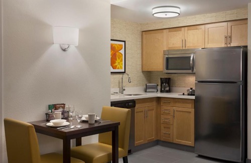 Thornhill Hotel | Residence Inn by Marriott Toronto Markham