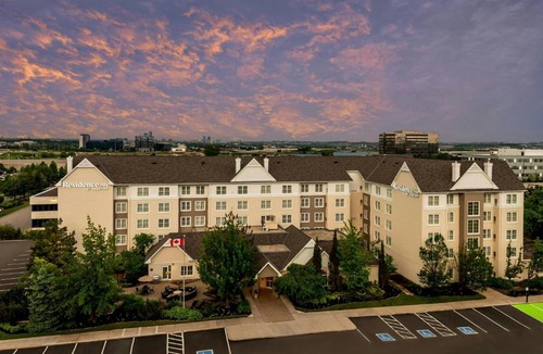 Thornhill Hotel | Residence Inn by Marriott Toronto Markham