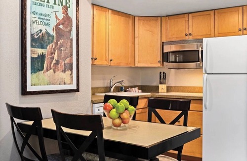 Quarry Pines Resort | Resort stay in the mountains in Canmore Alberta, minutes away from Banff