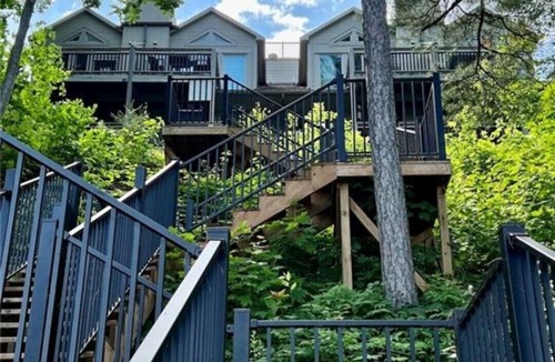 Huntsville Condo | Restful 1 Bed Lakefront Condo in Muskoka