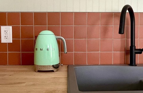 Rossland House | Retro 3BR Downtown + PacMan