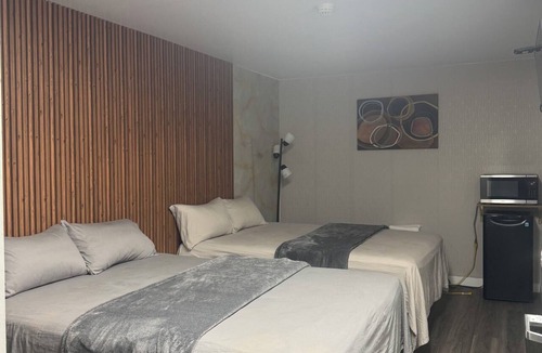 Richer Hotel | Richer Esso and Motel