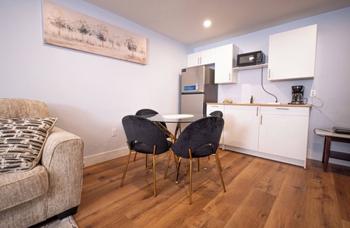 Fredericton Apartment | Richie’s Place Modern 2BR, Parking & Private Entry