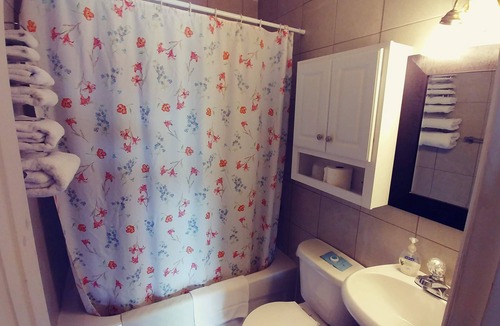 Courtenay Hotel | River Heights Motel