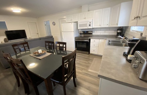 Regional District of Nanaimo Resort | Riverside Resort - Three Bedroom Semi-Detached Cabin Suite