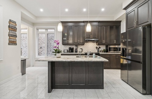 Richmond Hill House | Riviera Charm