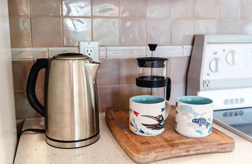 Duncan House | Rockwood Terrace: 55 + Ideal for Extended Stays