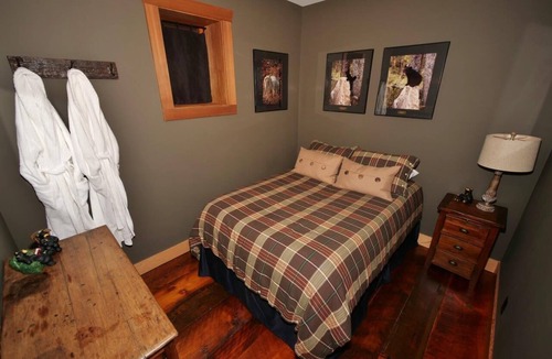 Valemount Cabin | Rocky Mountain Luxury Escape