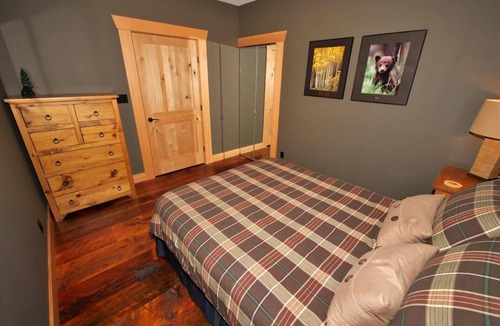 Valemount Cabin | Rocky Mountain Luxury Escape