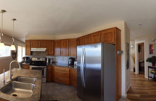 Central Okanagan Bed & Breakfast | Rodee Homestay