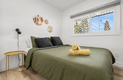 Killarney House | "Rodeo" Upper Suite In Trendy Killarney
