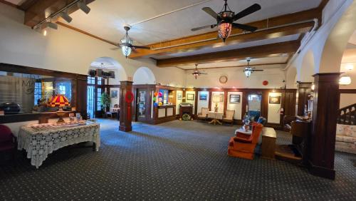 Powell River Hotel | Rodmay Heritage Hotel