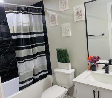 Southwest Edmonton Apartment | Roj exclusive comfort home