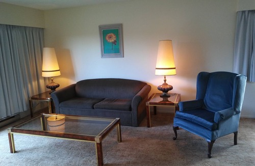 Duncan Condo | Rosedale Manor