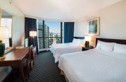 Yaletown Hotel | Rosedale On Robson Suite Hotel